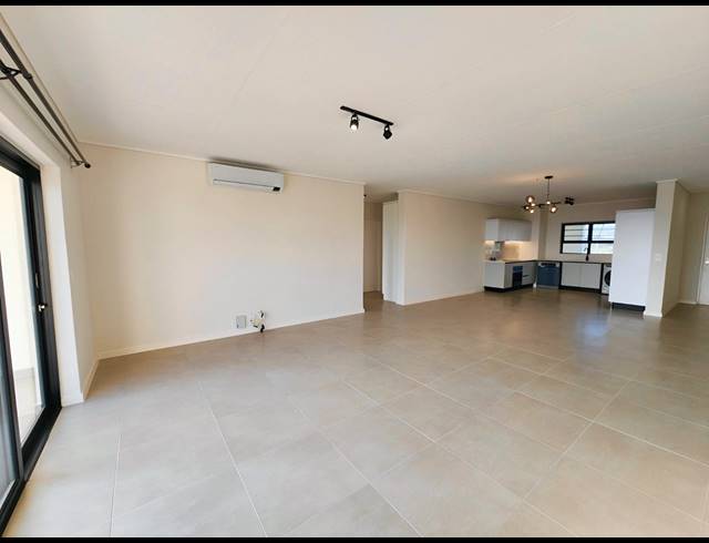 2 BEDROOM APARTMENT TO LET IN RICHWOOD